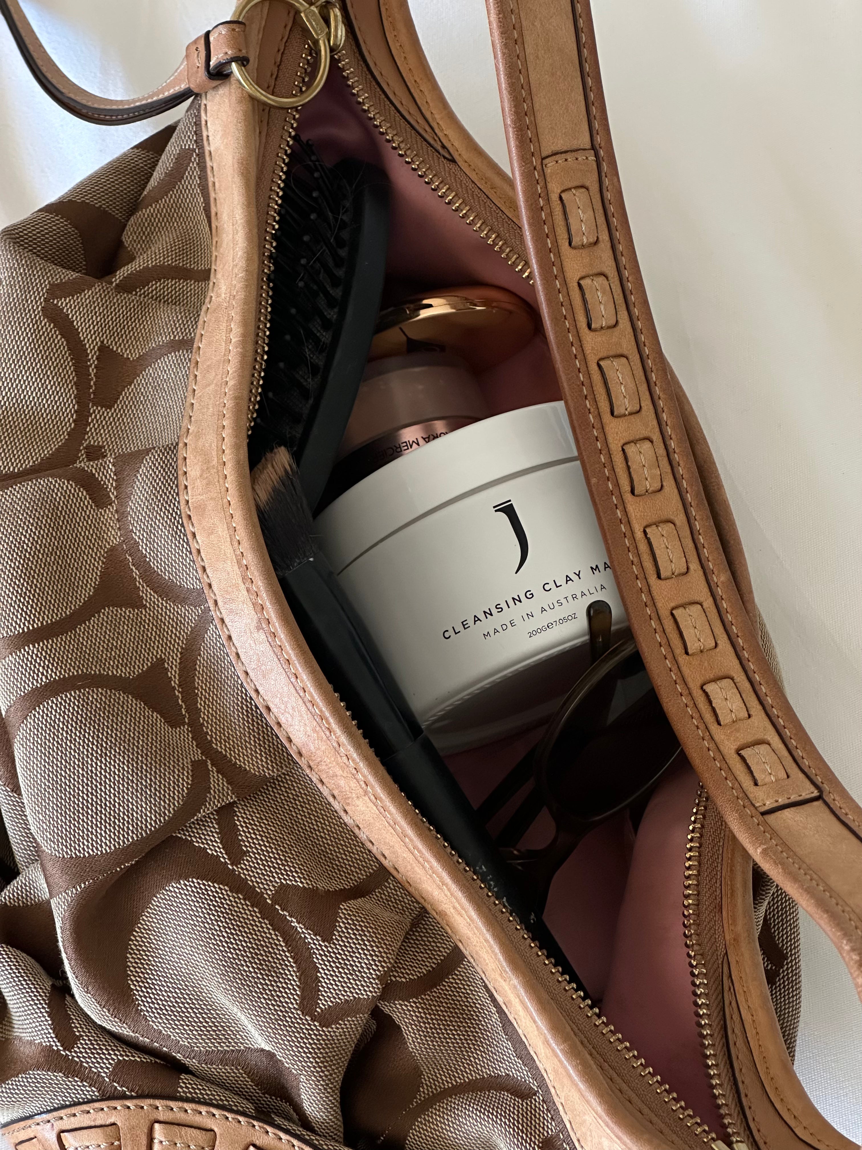 The Cleansing Clay Mask